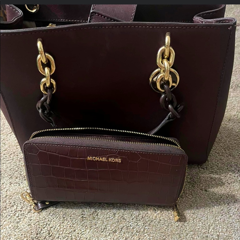 MK purse and wallet set